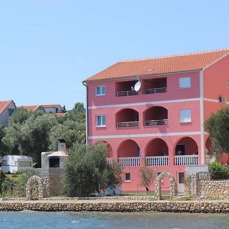 Apartments Marija - Maslenica - First Line To The Sea Zimmer foto