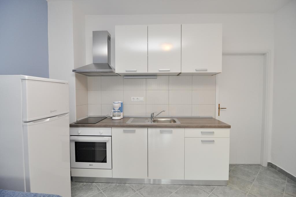 Apartments Marija - Maslenica - First Line To The Sea Zimmer foto