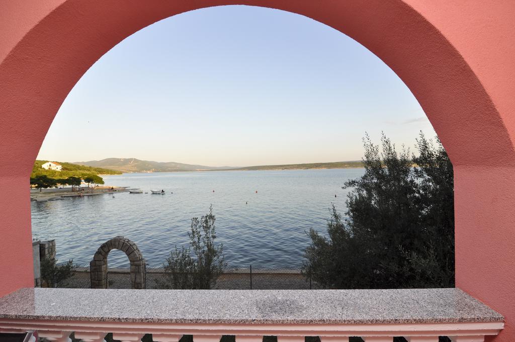 Apartments Marija - Maslenica - First Line To The Sea Exterior foto