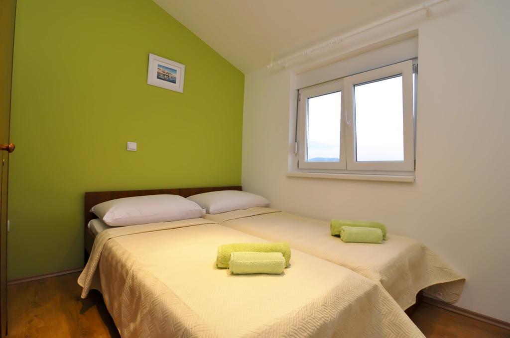 Apartments Marija - Maslenica - First Line To The Sea Exterior foto