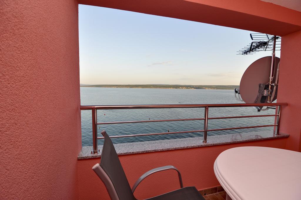 Apartments Marija - Maslenica - First Line To The Sea Exterior foto
