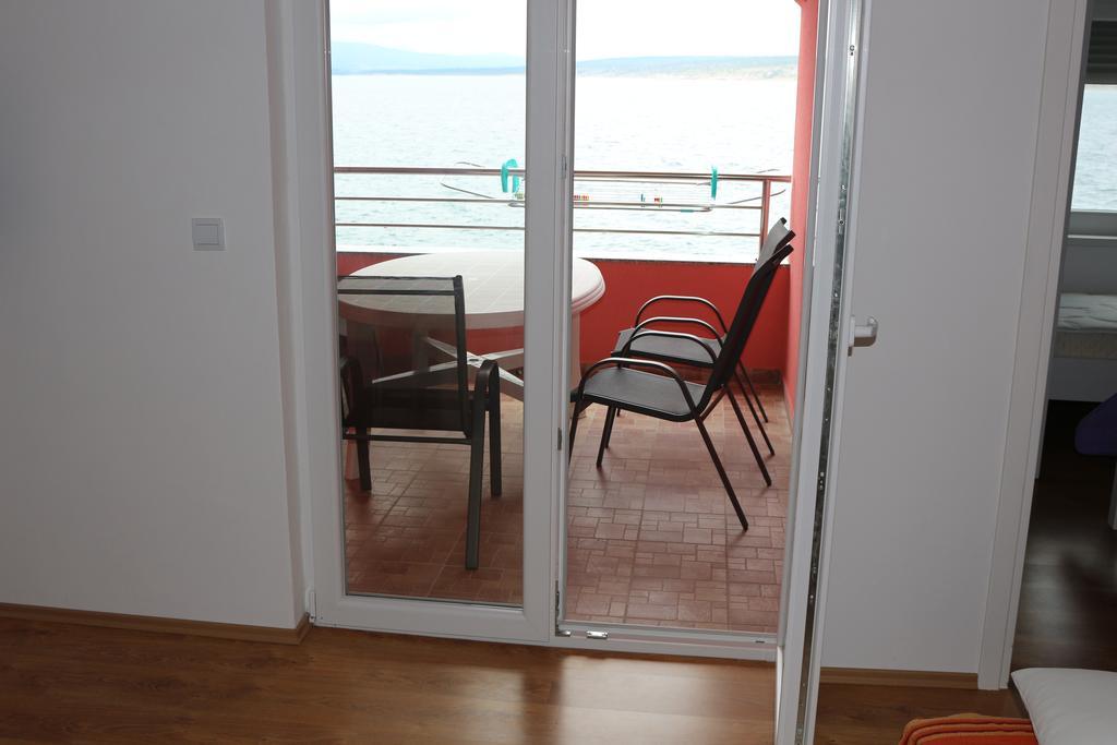 Apartments Marija - Maslenica - First Line To The Sea Exterior foto
