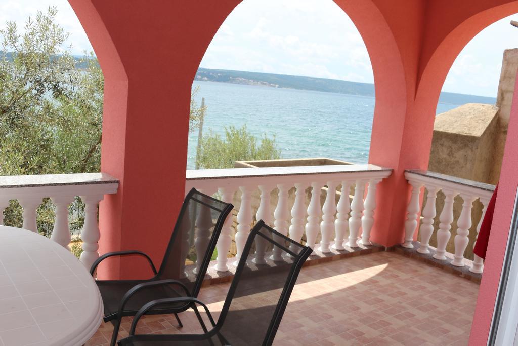 Apartments Marija - Maslenica - First Line To The Sea Exterior foto
